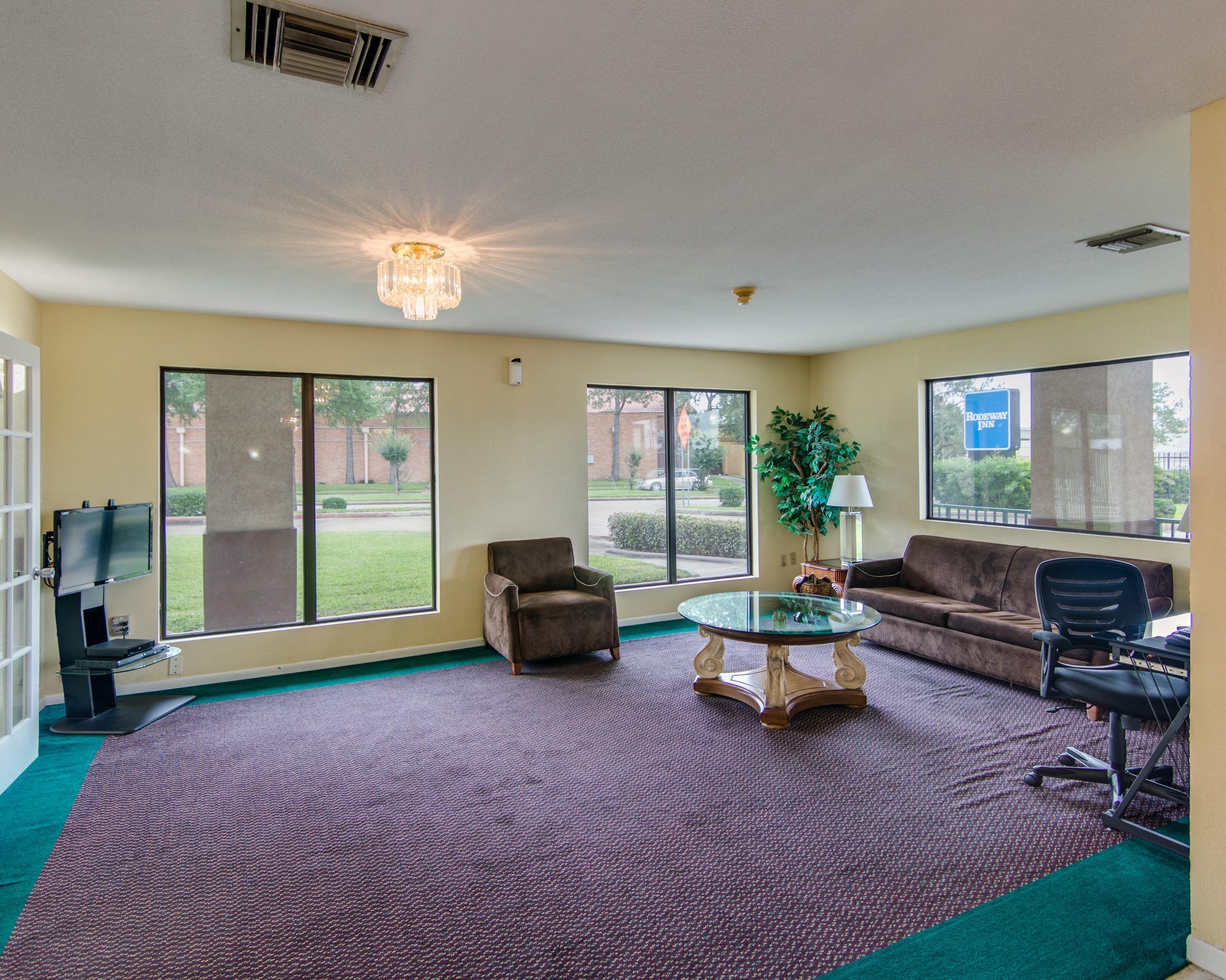 Rodeway Inn & Suites Hwy 290 Nw Хюстън Екстериор снимка