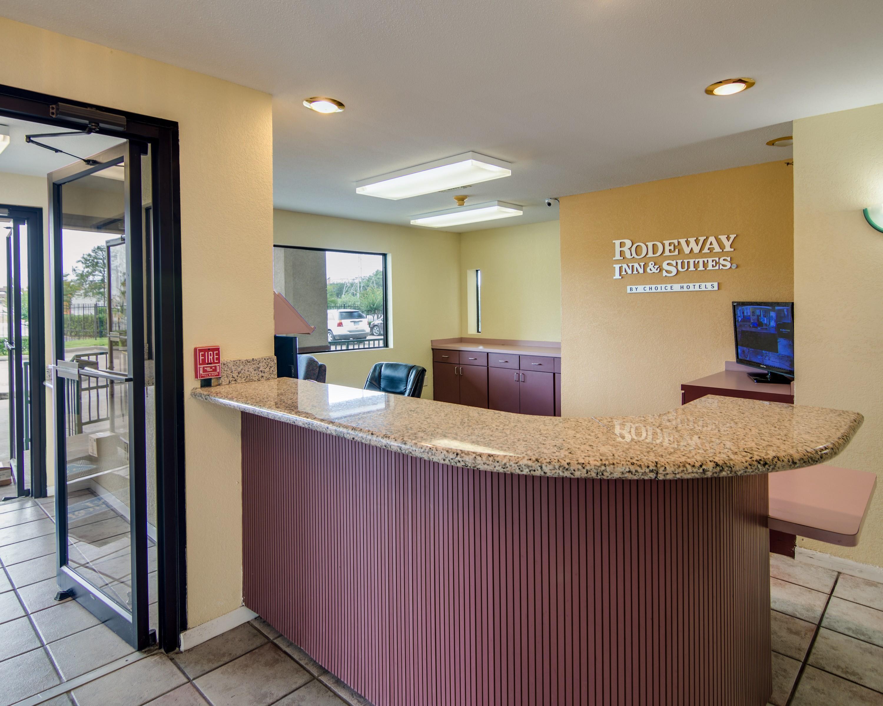 Rodeway Inn & Suites Hwy 290 Nw Хюстън Екстериор снимка