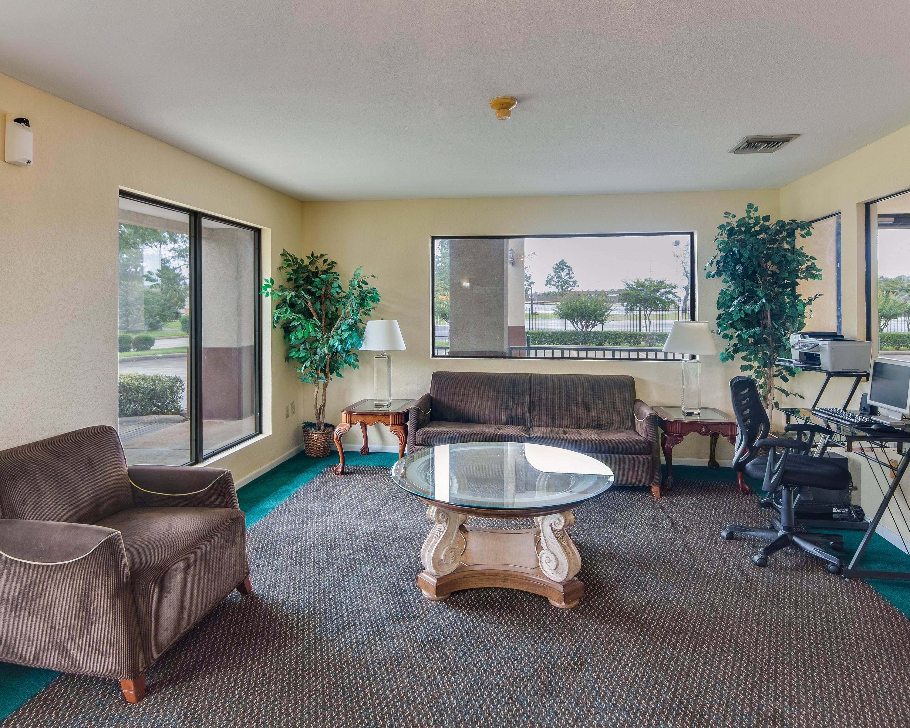 Rodeway Inn & Suites Hwy 290 Nw Хюстън Екстериор снимка