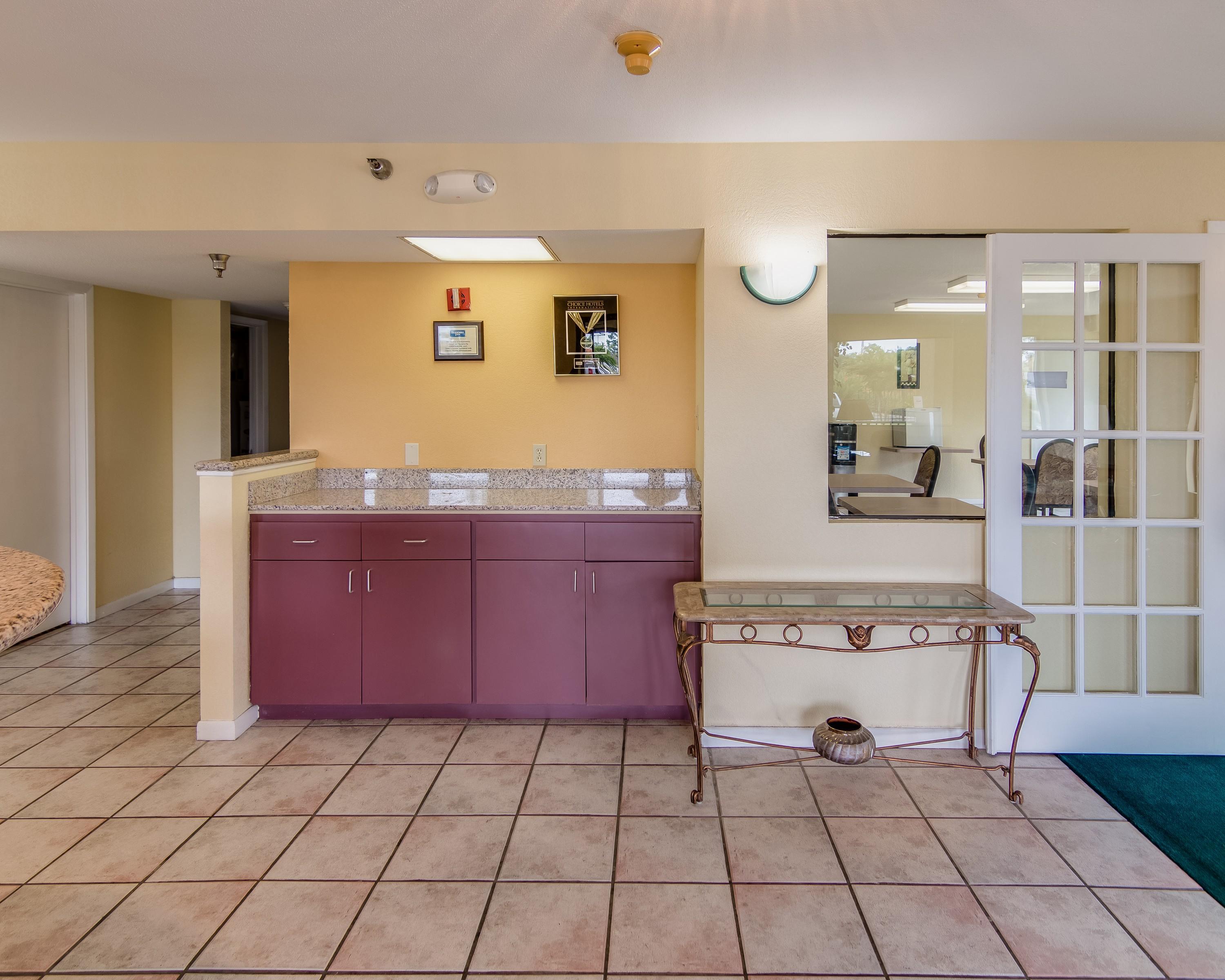 Rodeway Inn & Suites Hwy 290 Nw Хюстън Екстериор снимка